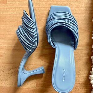 Oak and Fort sandals/heels Size 6